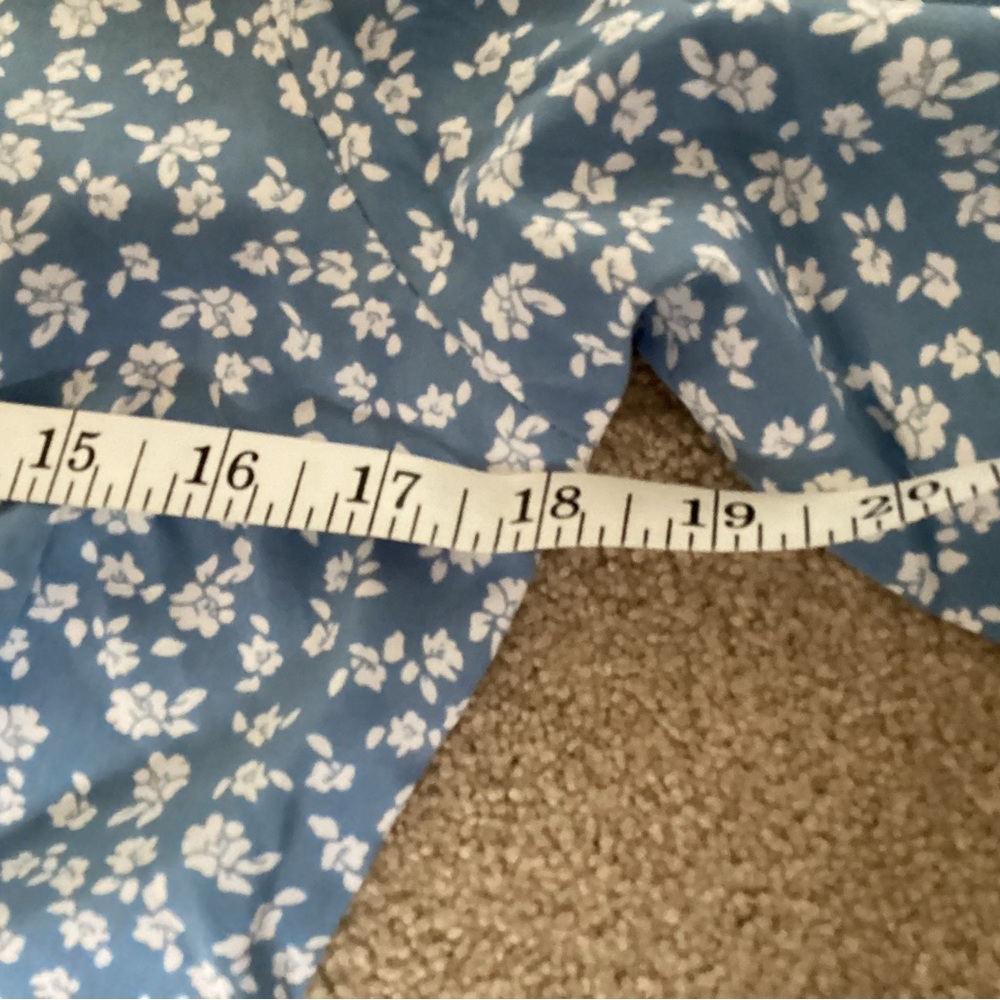 NWOT SHEIN Blue and White Floral Dress Medium - Picture 8 of 9